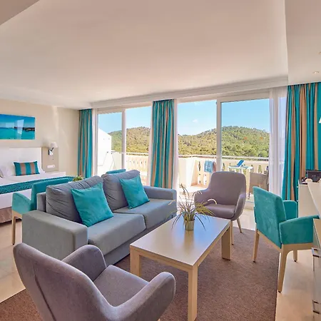Universal Lido Park & 4* باغيرا