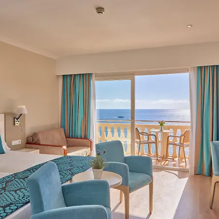 Universal Lido Park & Готель Пагера