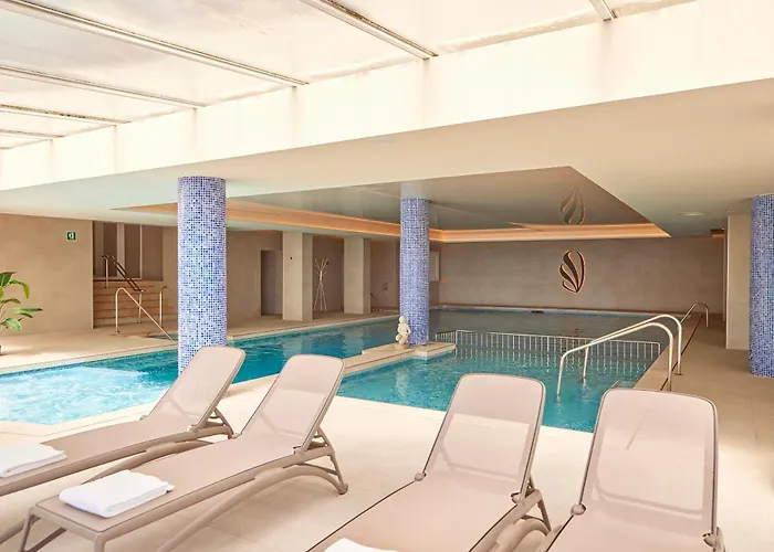 Universal Lido Park & Hotel 4*