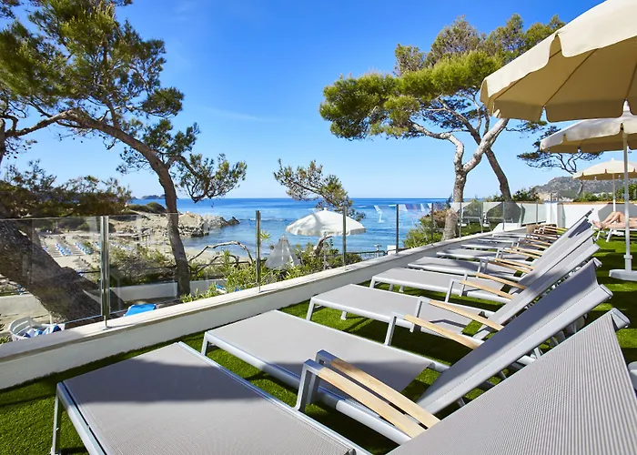 Universal Lido Park & Hotel 4*