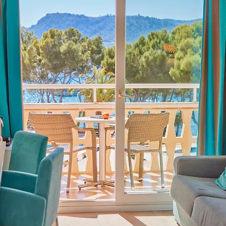 Universal Lido Park & Hotel 4*