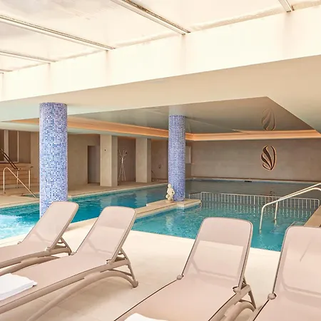 Universal Lido Park & Готель 4*