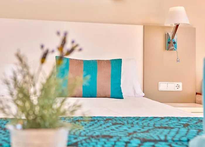 Ξενοδοχείο Universal Lido Park & 4*