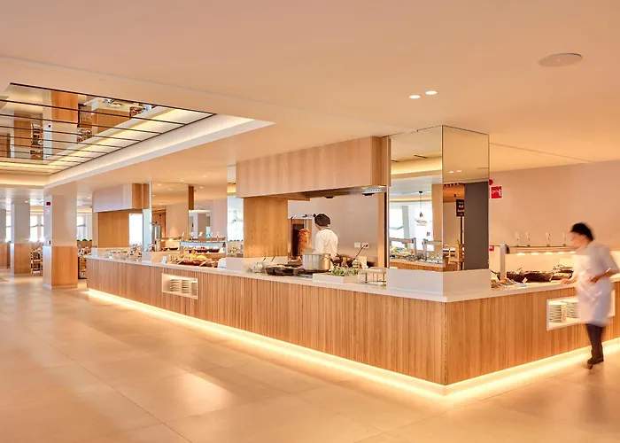 Universal Lido Park &