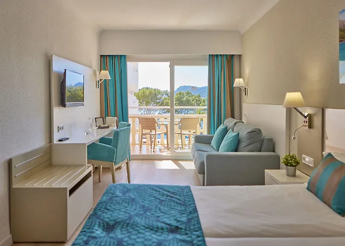 Ξενοδοχείο Universal Lido Park & 4*